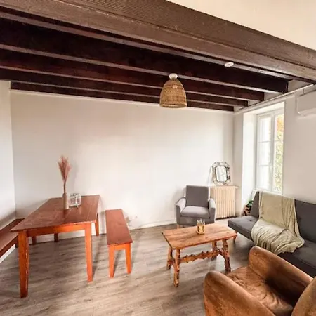 Maison Proche Chateau ブレシュイール